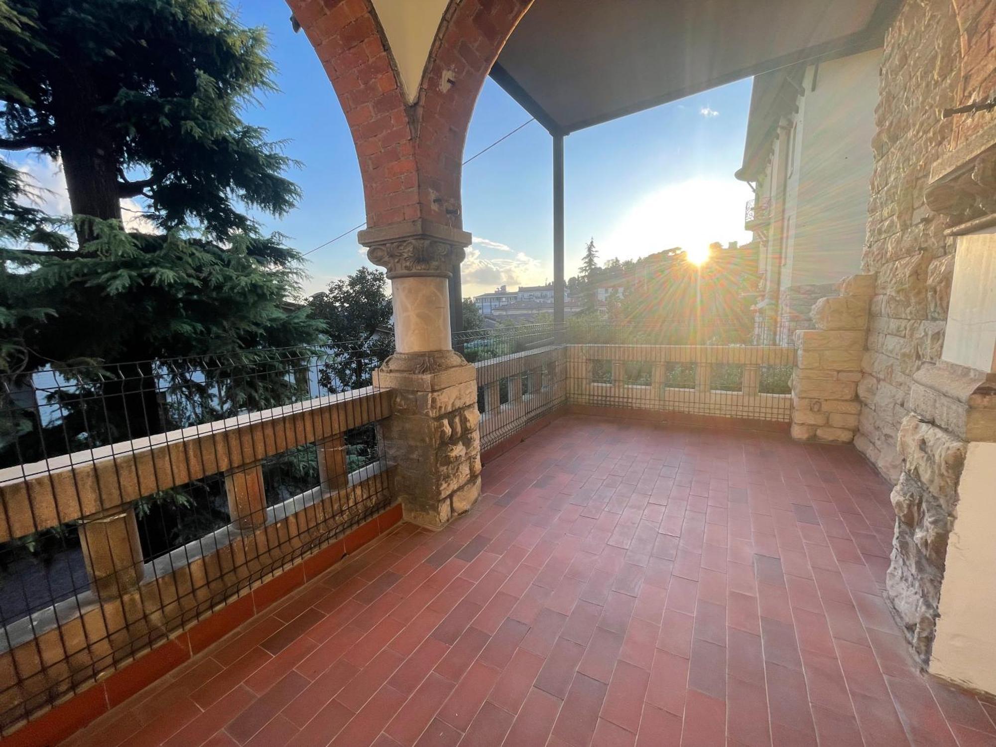 Bg Central Royal Suite Con Parcheggio - Vista Citta Alta Бергамо Экстерьер фото